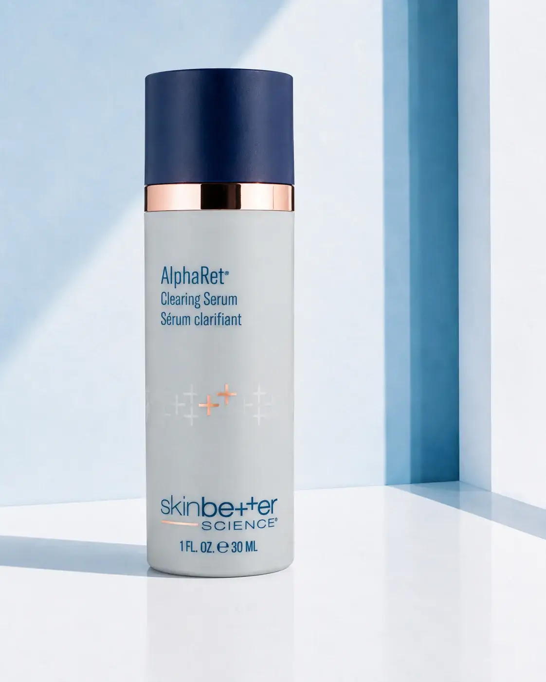 AlphaRet Sérum clarifiant, SKINBETTER SCIENCE : soin cosméceutique, sélection Atelier Med au Québec.