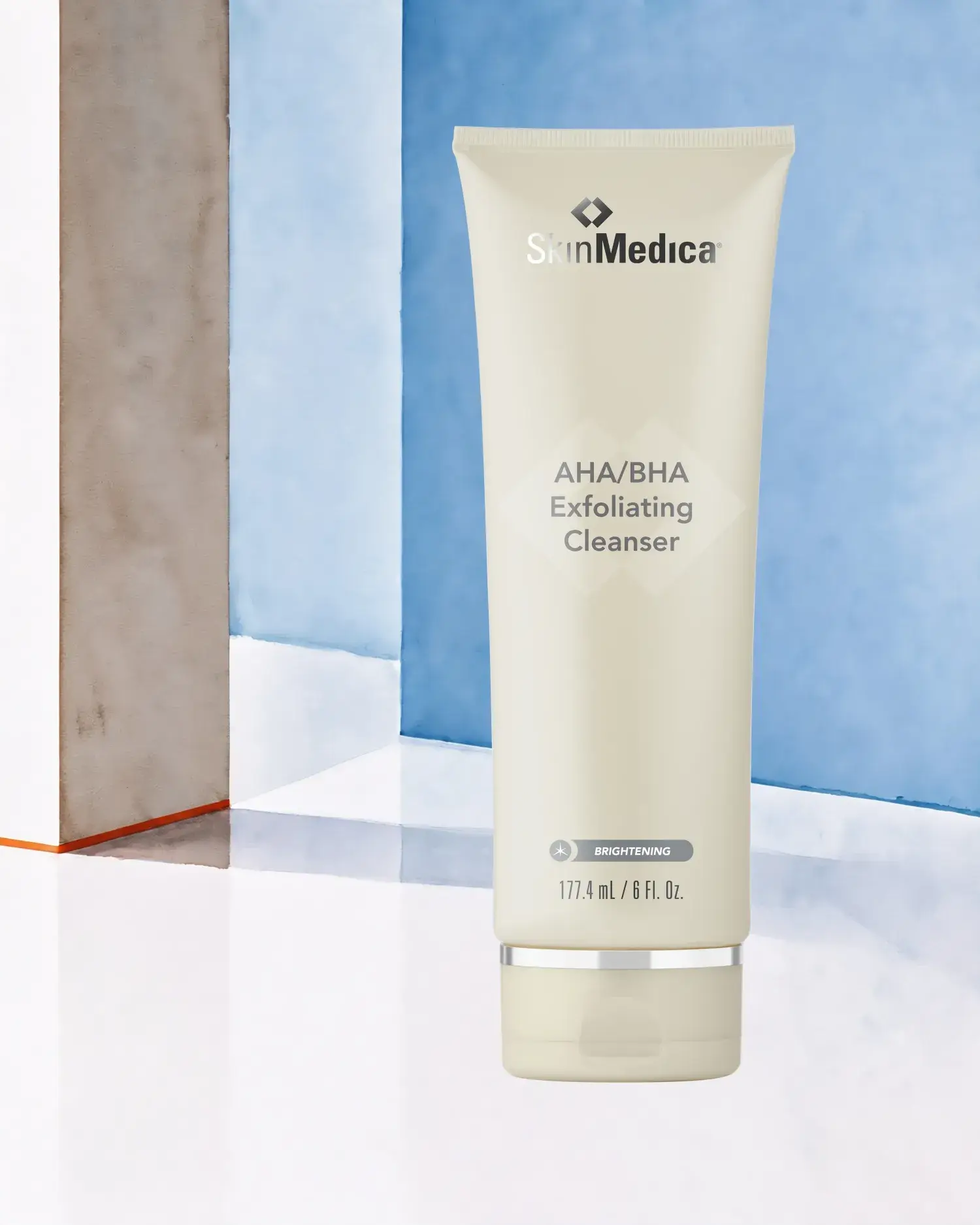 Nettoyant exfoliant AHA/BHA, SKINMEDICA : soin cosméceutique, sélection Atelier Med au Québec.