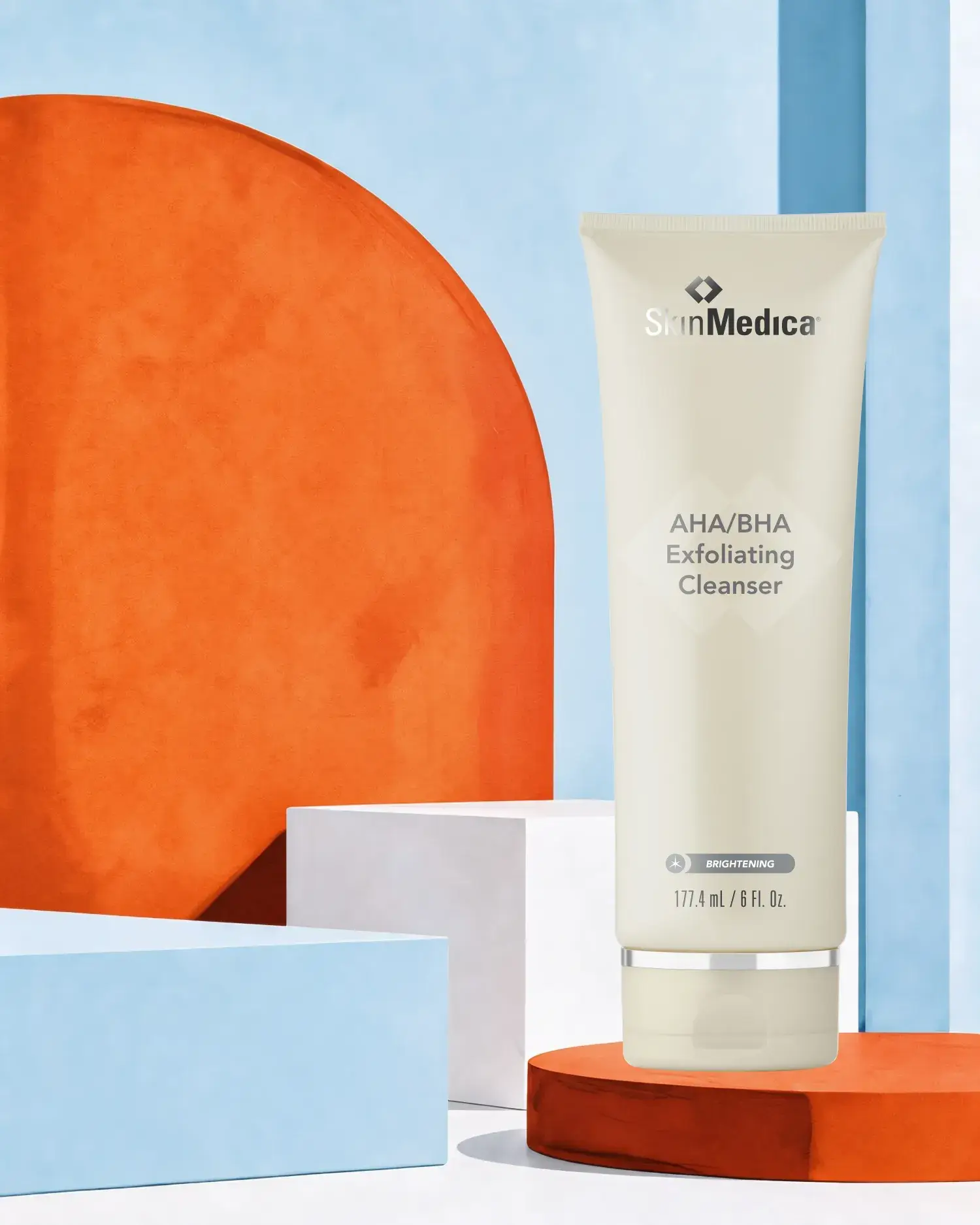 Nettoyant exfoliant AHA/BHA, SKINMEDICA : soin cosméceutique, sélection Atelier Med au Québec.