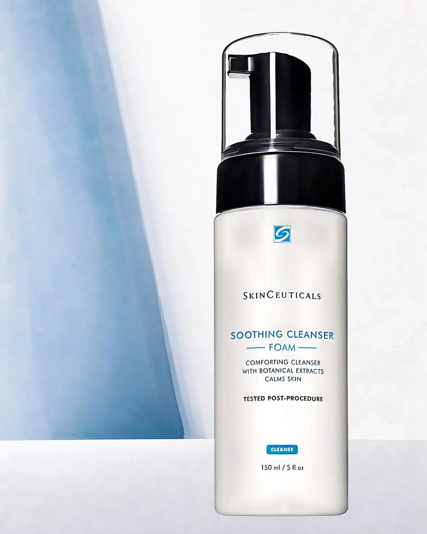 SOOTHING CLEANSER Nettoyant moussant pour la peau sensible, SKINCEUTICALS : soin cosméceutique, sélection Atelier Med au Québec.